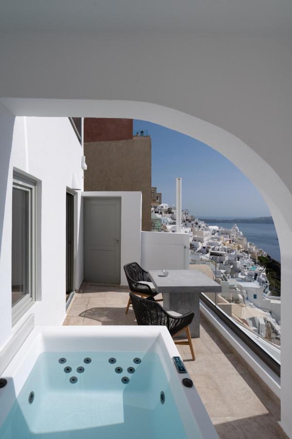 Asha Luxury Suites Fira  Exterior foto