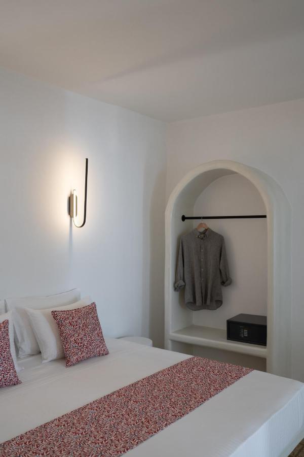 Asha Luxury Suites Fira  Exterior foto